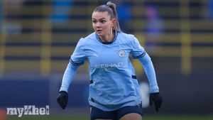 Laura Wienrother Completes Permanent Transfer To Manchester City From Arsenal