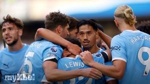 Manchester City Aims To Overcome Tottenham's Challenge At The Etihad Stadium