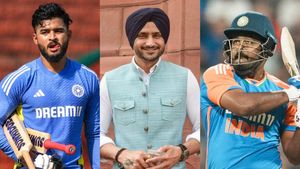 Asia Cup 2025: Riyan Parag In, Sanju Samson Ignored – Harbhajan Singh Predicts India’s Probable Squad
