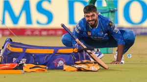 Vijay Shankar To Join Hanuma Vihari At Tripura, Set To Leave Tamil Nadu: Report
