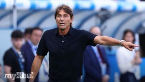 Conte Temper Napoli's Scudetto Expectations Despite Comfortable Win Over Sassuolo