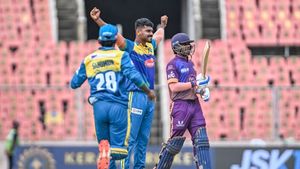KCL 2025: Vignesh Puthur sparks but Alleppey Ripples lose to Thrissur Titans