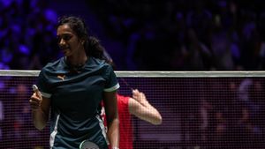 BWF World Championships 2025: Dhruv Kapila–Tanisha Crasto Upset Fifth Seeds to Enter Quarterfinals, PV Sindhu storms into Last 8