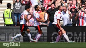 Southampton Triumphs 2-1 Against Wrexham As Captain Stephens Scores Late Winner