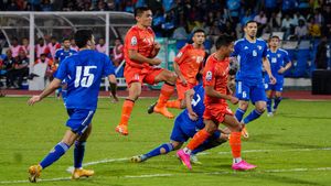 Sunil Chhetri Absent because of Preparatory Tournament, Khalid Jamil Keeps Doors Open for India legend