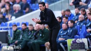 Aston Villa Urged By Unai Emery To Keep Going As They Prepare For Sunderland Challenge