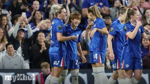 Chelsea Triumphs Over Manchester City 2-1 In Women's Super League Season Opener