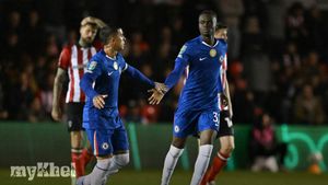 Chelsea Overcomes First-Half Struggles To Beat Lincoln City 2-1 In EFL Cup Match