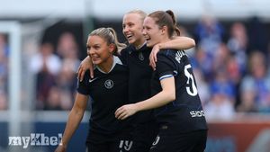 Chelsea Maintains Perfect Start In Women's Super League With 4-1 Victory Over West Ham