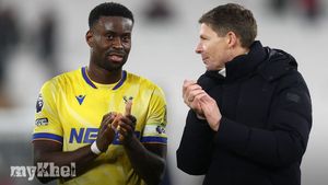 Oliver Glasner Clarifies He Did Not Threaten To Leave Crystal Palace Over Guehi's Liverpool Transfer Rumours