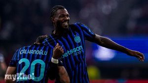 Inter Triumphs Over Ajax 2-0 In Champions League Opener Thanks To Thuram's Two Goals