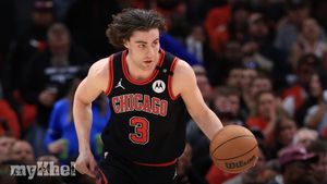 Chicago Bulls Re-Sign Josh Giddey To Four-Year, $100 Million Deal After Stellar Season