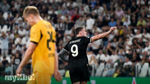 Kobel Urges Borussia Dortmund To Display Maturity Following Champions League Thriller Against Juventus