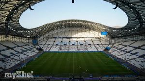 Le Classique Between Marseille And PSG Postponed To Monday Due To Severe Storm Warnings