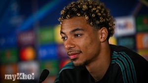Ekitike Welcomes Isak's Arrival As Liverpool Explores New Strike Partnership