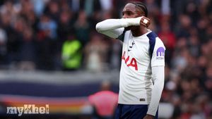 Mathys Tel Expresses Disappointment Over Champions League Snub From Tottenham Hotspur