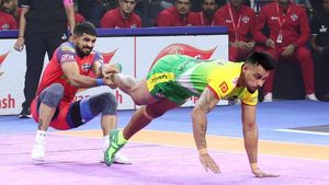 PKL 2025: Defenders Sumit, Ashu shine on the night as UP Yoddhas claw their way back against Patna Pirates