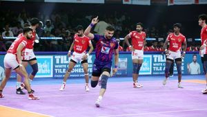Dabang Delhi vs Gujarat Giants PKL 12 Highlights: Delhi secure fifth straight win, beat Gujarat by 10 points