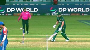 IND vs PAK, Asia Cup 2025: Costly Run-Out of Nawaz Mars Pakistan’s Finish as They Post 171/5