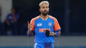 IND vs PAK, Asia Cup 2025 Final: Who Will Replace Hardik Pandya If He Fails To Recover From Cramps?