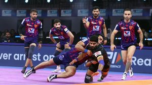 PKL 2025: 100 matches and counting- Ashu Malik stars in Dabang Delhi’s thrilling win over Haryana Steelers