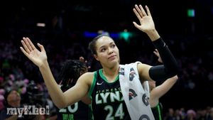 Napheesa Collier Deserves MVP Recognition After Historic WNBA Season Performance