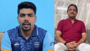 Pawan Sehrawat's former coach Randhir Sehrawat takes massive swipe, urges PKL to reinstate India Raider