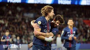 PSG Triumphs Over Auxerre 2-0 With Effective Set-Piece Routines Ahead Of Champions League Clash