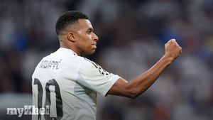Real Madrid Triumphs 2-1 Over Marseille As Mbappe Scores Two Penalties In Alonso's Debut