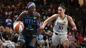 Rhyne Howard Ties WNBA Record With Nine Three-Pointers In Atlanta Dream's Win Over Sparks