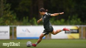 Sam Kerr Returns To Chelsea After 20 Months Out For Women's Super League Opener