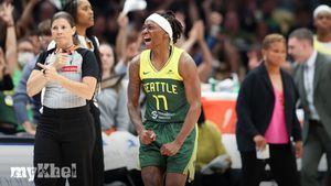 Seattle Storm Clinches Final Playoff Spot With Erica Wheeler's Last-Minute Jumper
