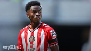 Sunderland's Simon Adingra Highlights Team's Goal For Premier League Stability Ahead Of Crystal Palace Match