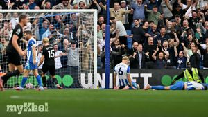 Tottenham's Late Fightback Earns 2-2 Draw Against Brighton After Van Hecke Own Goal