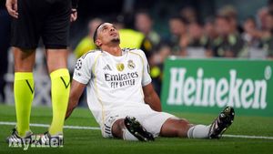 Trent Alexander-Arnold Faces Race To Recover For Liverpool Reunion After Hamstring Injury
