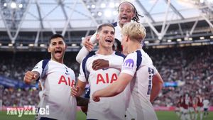 Xavi Simons Shines On Premier League Debut As Tottenham Thrashes West Ham 3-0