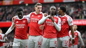 Arsenal Extends Premier League Lead With Eze's Goal In 1-0 Victory Over Crystal Palace