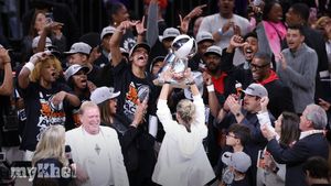 Becky Hammon Commits To Las Vegas Aces' Greatness Following Third WNBA Championship Win