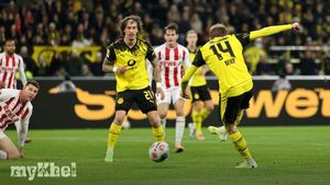 Borussia Dortmund Triumphs 1-0 Against Koln Thanks To Beier's Last-Minute Goal
