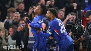 Chelsea Triumphs Over Liverpool 2-1 With Late Goal From Estevao In Premier League Clash