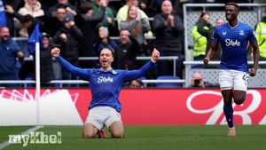 Everton Triumphs 2-1 Over Crystal Palace As Grealish Scores Last-Minute Winner