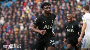Kudus' First Goal Helps Tottenham Defeat Leeds United 2-1 At Elland Road
