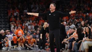 Mercury Coach Nate Tibbetts Urges Team To Focus On One Game At A Time In WNBA Finals