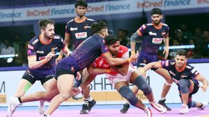 PKL 2025: Sandeep runs riot over Gujarat Giants as U Mumba secure massive 15-point win