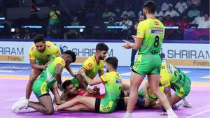 PKL 2025: Ayan scores yet another super 10 to reach 300 point milestone as Pirates take down Yoddhas