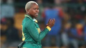 South Africa’s Nonkululeko Mlaba Reprimanded for ICC Code Breach During Women’s World Cup Match