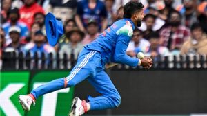 Could Have Been Fatal! Shreyas Iyer in ICU After Rib Cage Injury Against Australia