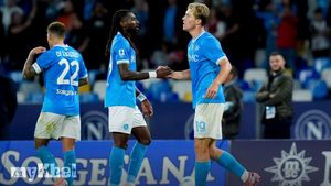 Napoli 2-1 Genoa: Hojlund's Goal Secures Comeback Victory And Reclaims Top Spot In Serie A