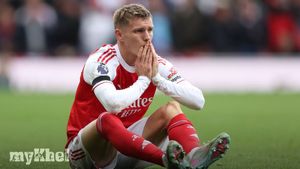 Odegaard Injury Update: Arsenal Captain Expected To Be Out For Weeks Following Knee Injury