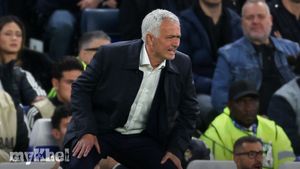 Porto Vs Benfica: Mourinho Acknowledges Porto's Form But Downplays Favourites Status For O Classico